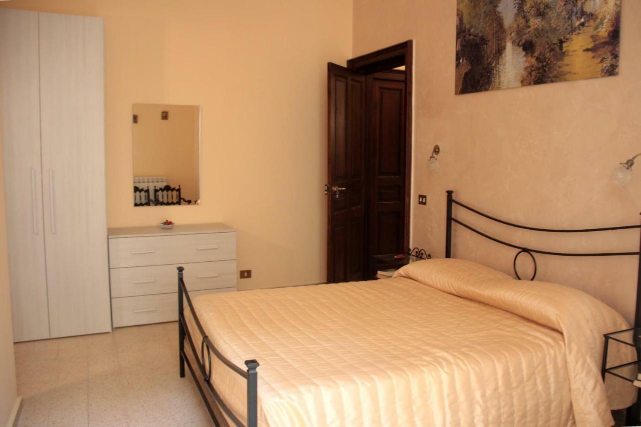 Domus Cicerone Bed and Breakfast Formia Buitenkant foto