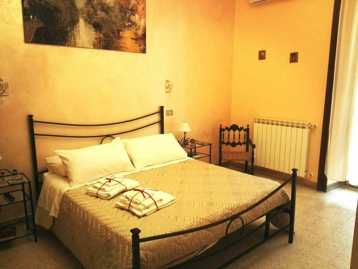 Domus Cicerone Bed and Breakfast Formia Buitenkant foto